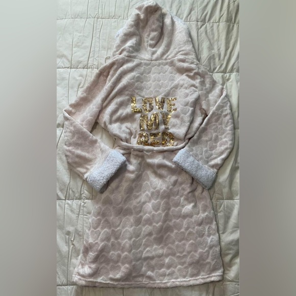 Warm Hooded Robe - Picture 4 of 9